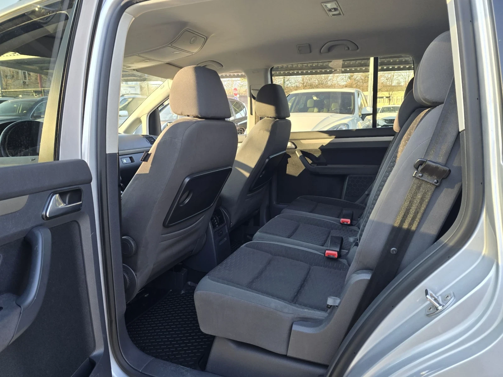 VW Touran 2.0TDI 140. 6     | Mobile.bg   11