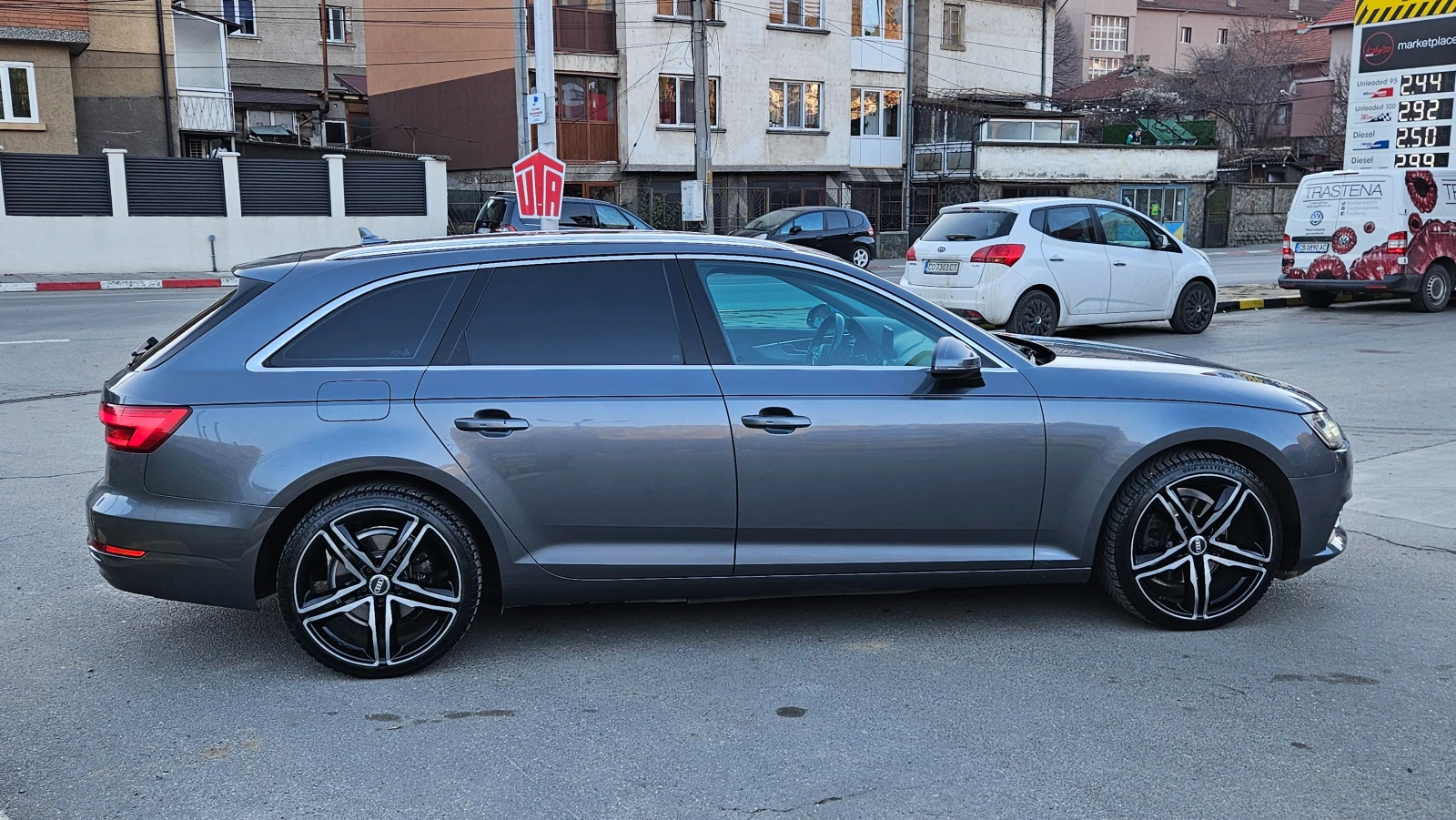 Audi A4 2.0 TDI MATRIKS/AVTOMAT/NAVIG | Mobile.bg � ����������� 7