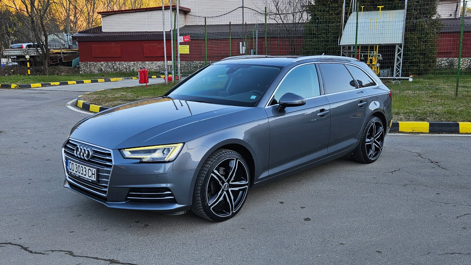 Audi A4 2.0 TDI MATRIKS/AVTOMAT/NAVIG | Mobile.bg � ����������� 2
