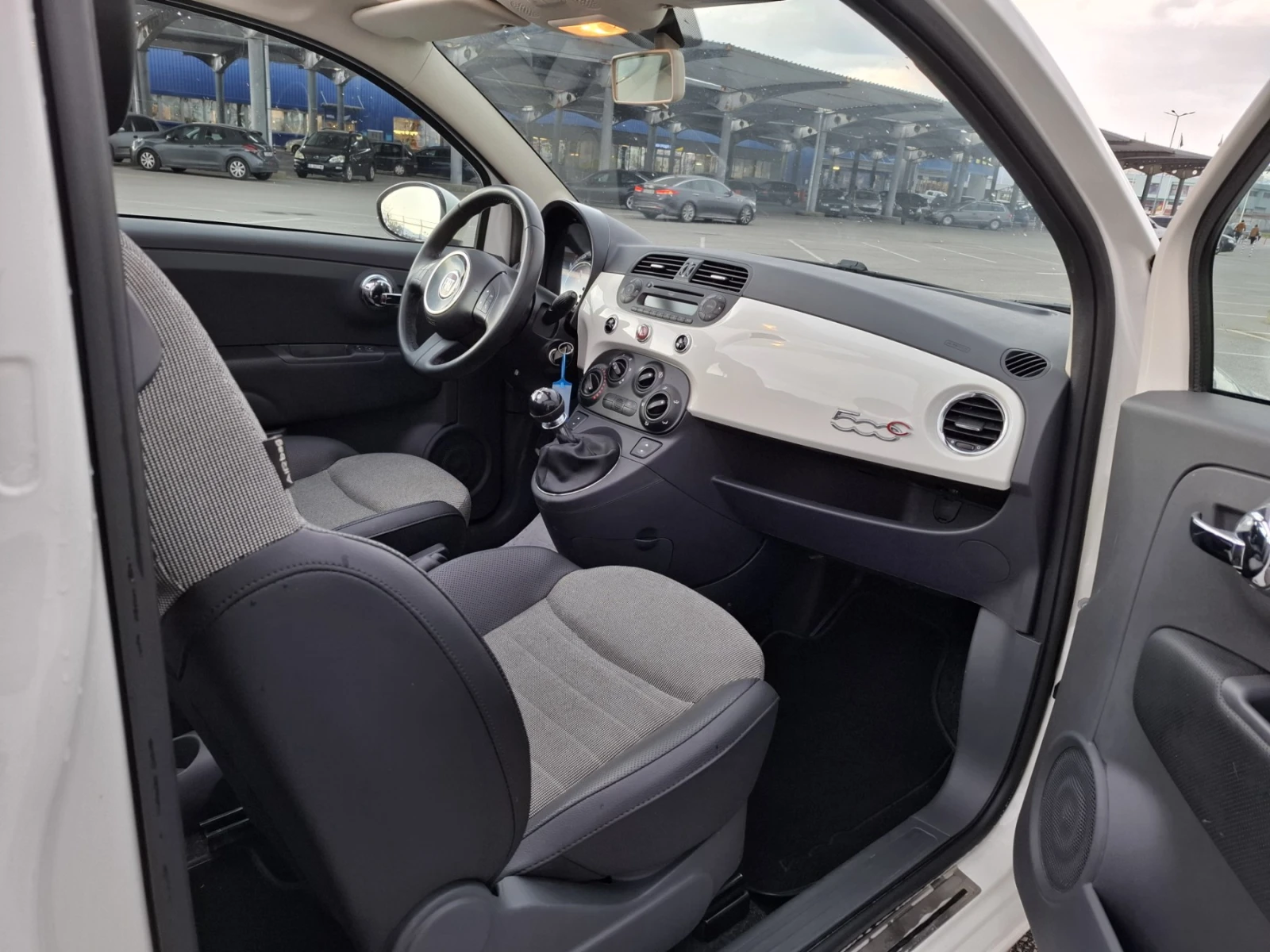 Fiat 500 1.2 Lounge* КАБРИО* EURO6, снимка 11 - Автомобили и джипове - 53883555