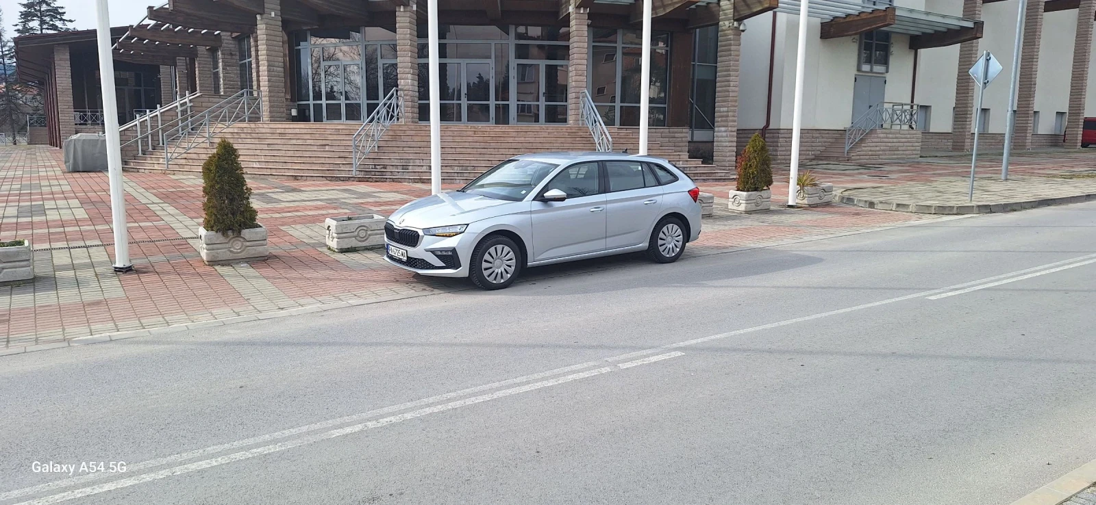 Skoda Scala, снимка 5 - Автомобили и джипове - 53971400