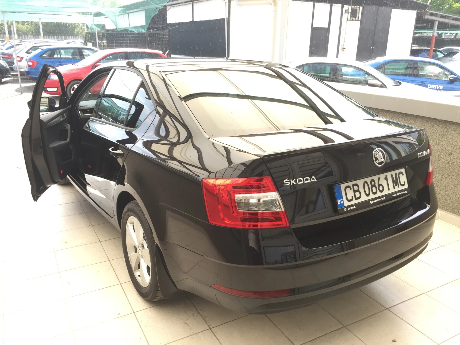 Skoda Octavia 1.8 TSI 180k, снимка 2 - Автомобили и джипове - 54083725