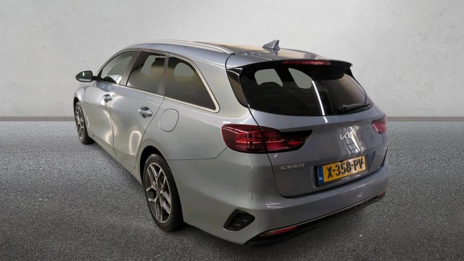 Kia Ceed 1.0 T-GDI ExecutiveLine, снимка 3 - Автомобили и джипове - 54254393