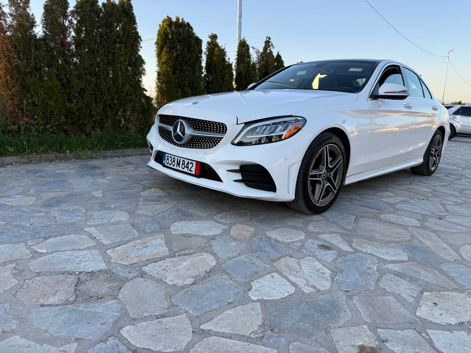 Mercedes-Benz C 300 AMG 4Matic, снимка 2 - Автомобили и джипове - 54329816