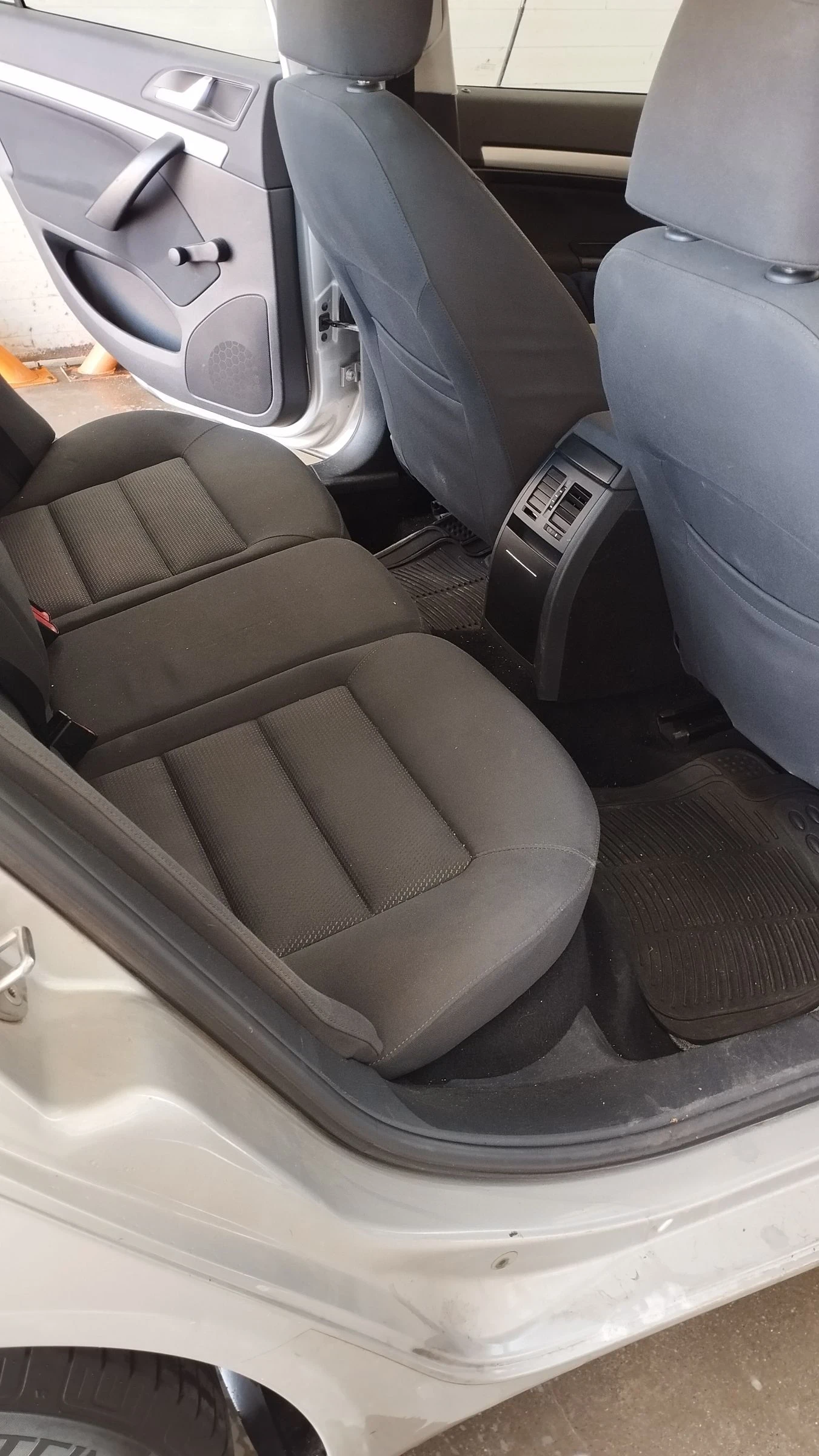 Skoda Octavia, снимка 6 - Автомобили и джипове - 54355720