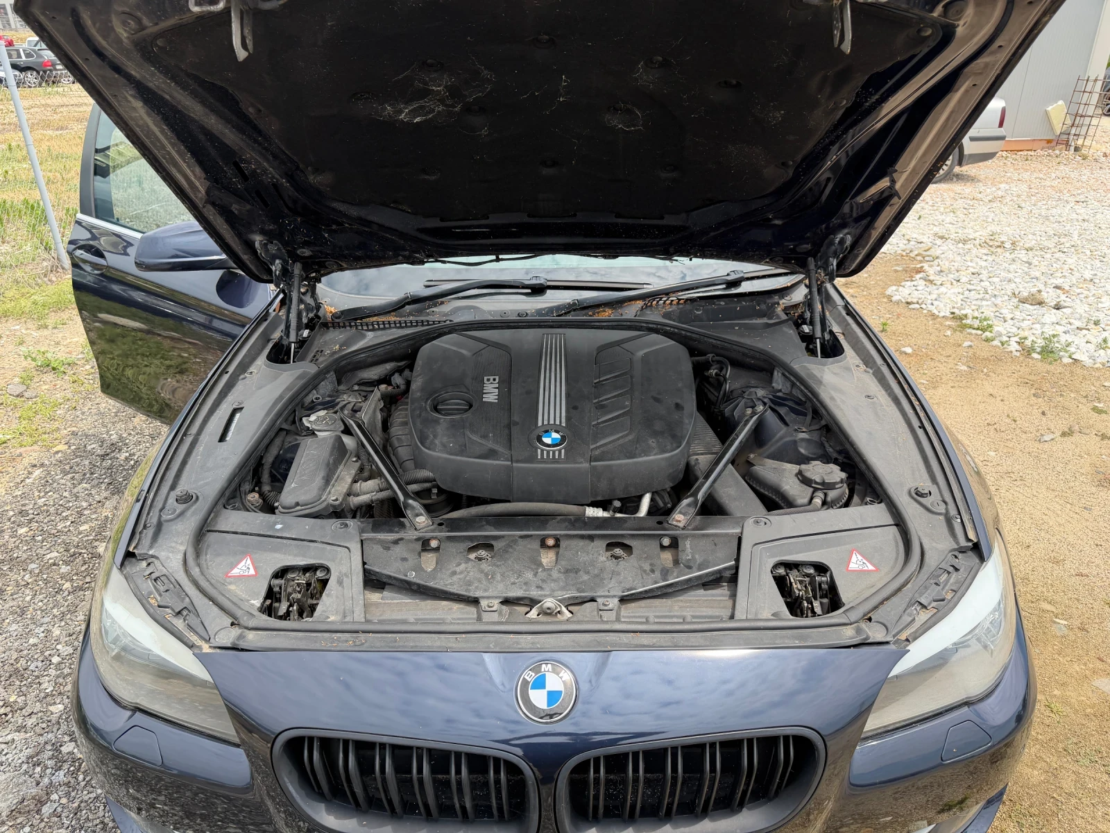 BMW 520 520D, снимка 10 - Автомобили и джипове - 55137480