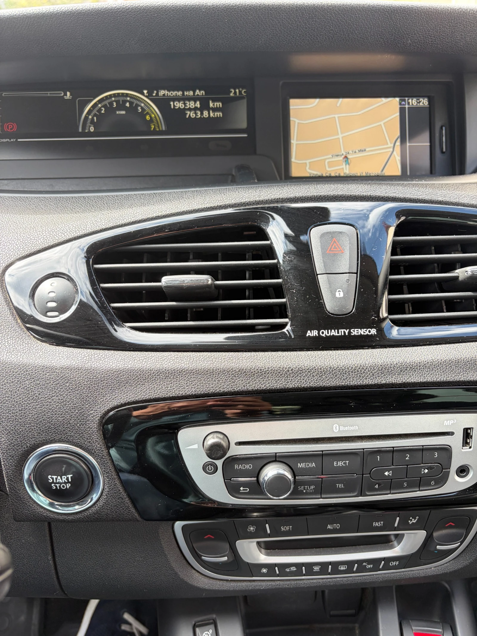 Renault Scenic 1, 2TCe, снимка 9 - Автомобили и джипове - 55403791