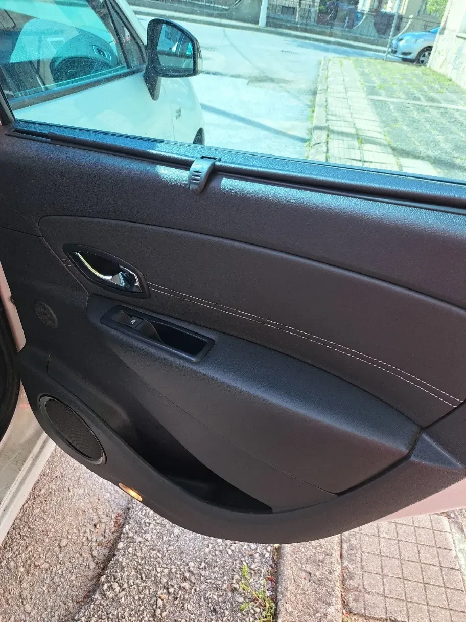 Renault Scenic 1, 2TCe, снимка 15 - Автомобили и джипове - 55403791