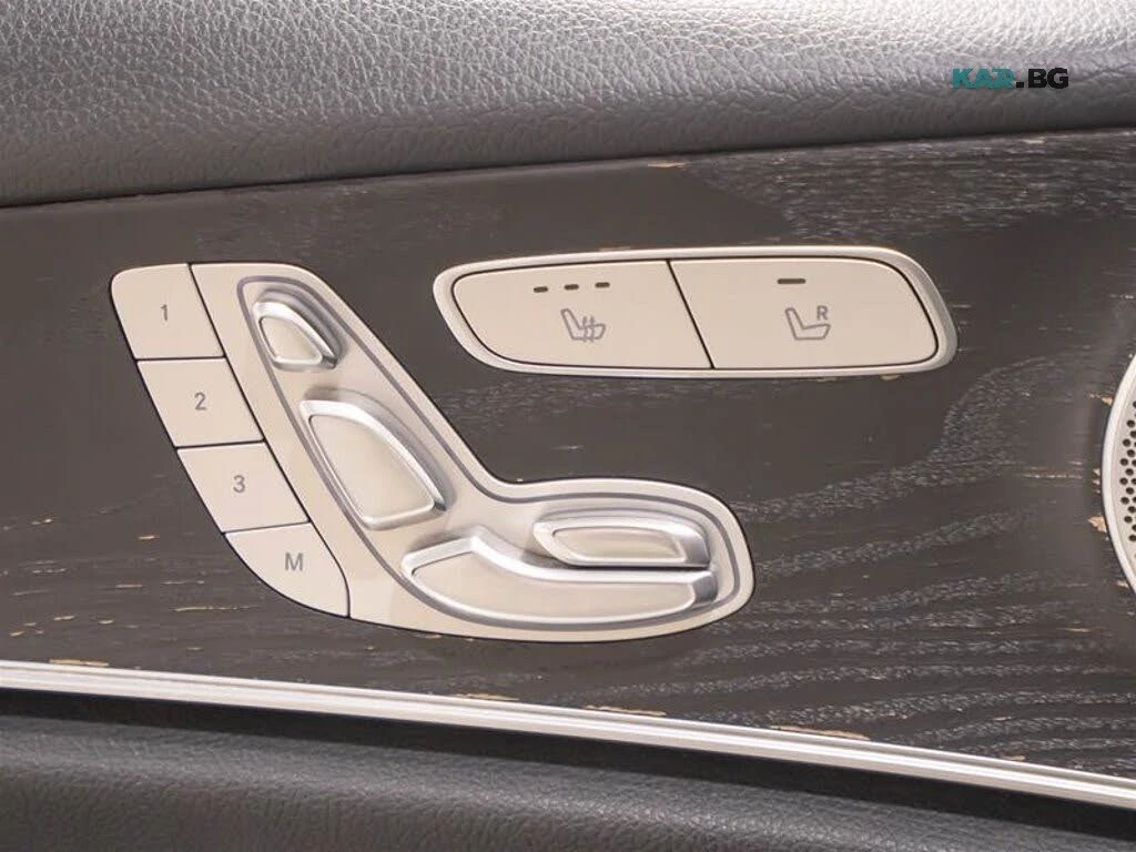 Mercedes-Benz E 300 * AMG Line *  AвтоКредит * (ЦЕНА ДО БГ), снимка 14 - Автомобили и джипове - 55786173