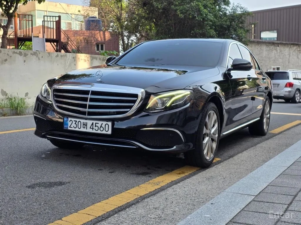 Mercedes-Benz E 220 d 4MATIC Exclusive/ДИСТРОНИК/ШИБЕДАХ/ПОДГРЕВ/ПАМЕТ