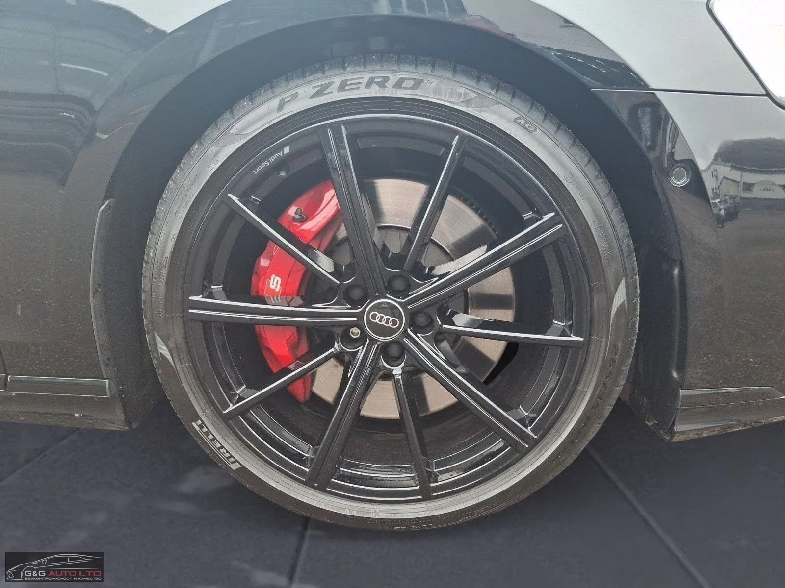 Audi S8 TFSI/571HP/PANO/MATRIX/360/962z, снимка 8 - Автомобили и джипове - 56482541