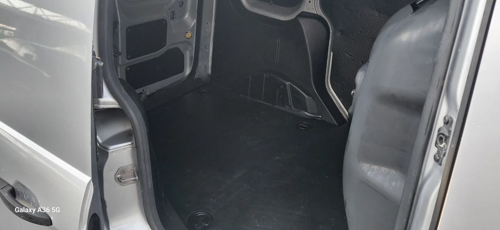 Ford Connect Transit Connect, 1.5D 100k.c. | Mobile.bg � ����������� 16