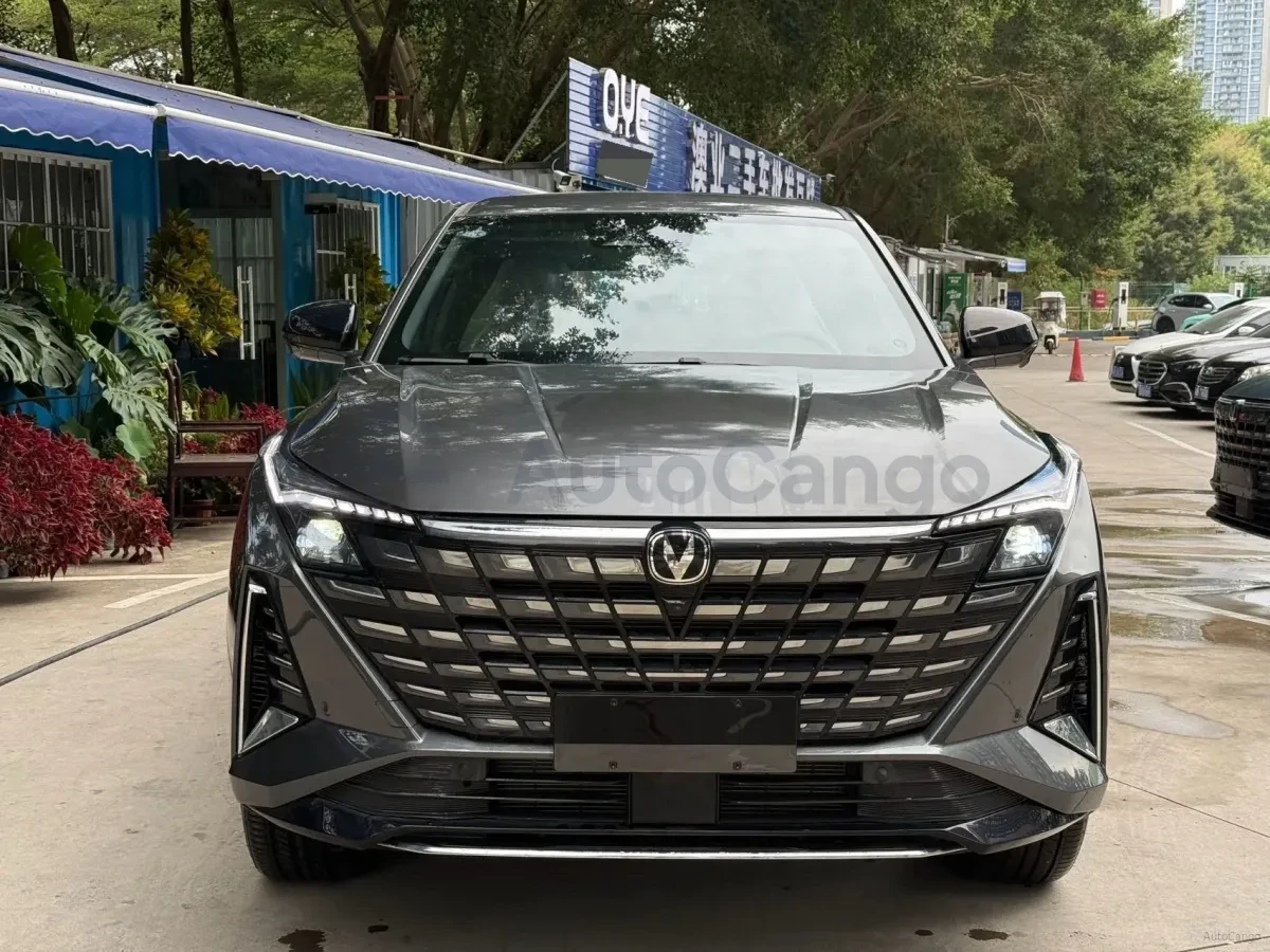 Changan Deepal S05 UNI-Z 1.5L 98HP L4 E-CVT PHEV 18.4KWH 125km