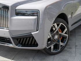 Rolls-Royce Cullinan V12 / BESPOKE / 360 / NIGHT / 4 SEATS / STARLIGHT, снимка 3