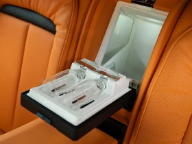 Rolls-Royce Cullinan V12 / BESPOKE / 360 / NIGHT / 4 SEATS / STARLIGHT, снимка 15