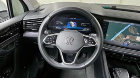 VW Touareg 3.0 TDI* PREMIUM* МАСАЖ* ДИСТРОНИК* ПАНО* ОБДУХВ* , снимка 12