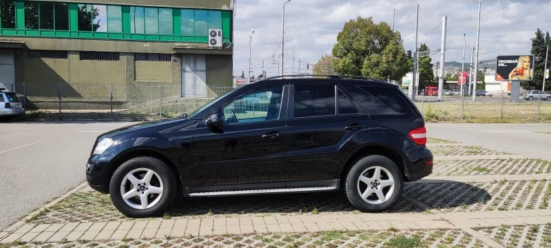 Mercedes-Benz ML 320 CDI, снимка 3 - Автомобили и джипове - 49489597