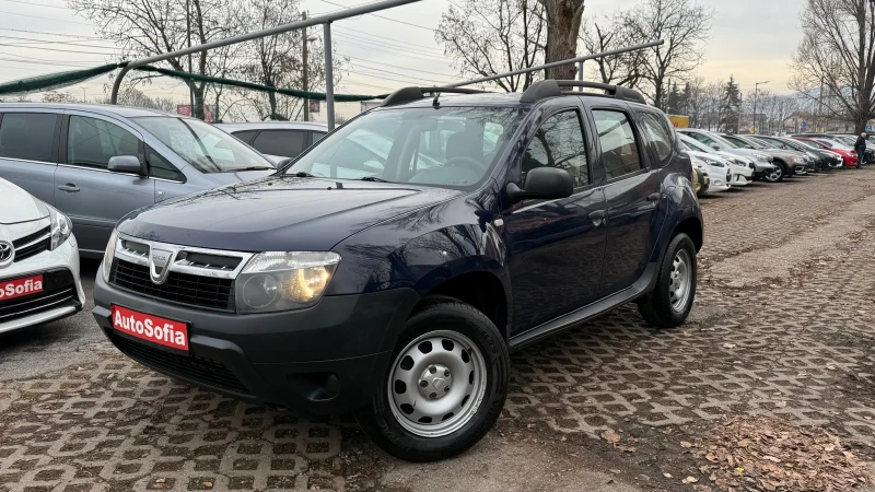 Dacia Duster 1.6i 4x4 климатик, снимка 2 - Автомобили и джипове - 48414989