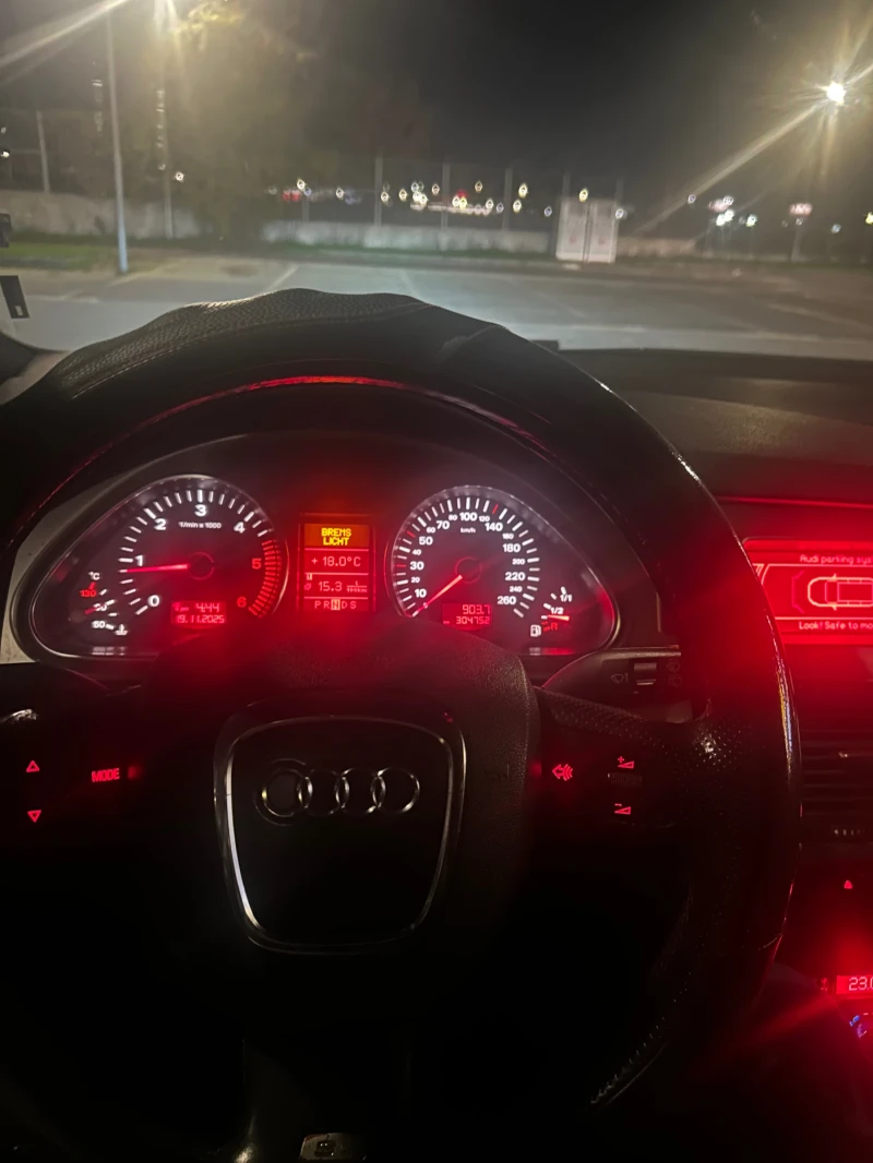 Audi Q7, снимка 6 - Автомобили и джипове - 52555339