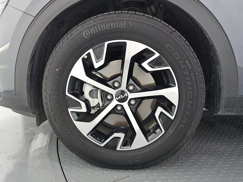 Kia Sportage Signature Gravity 2WD| 226к.с., снимка 5 - Автомобили и джипове - 56126372