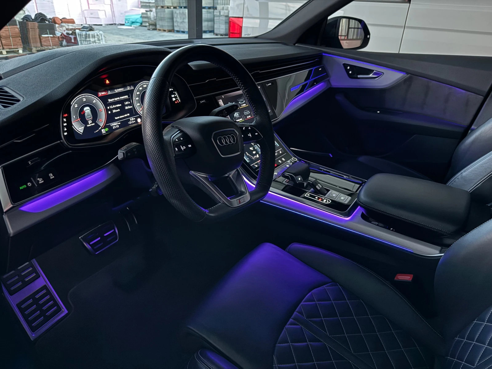 Audi Q8 5.0TDI SQ8 OPTIC S-line x 3 Вакум;360 камера;пано | Mobile.bg — изображение 12