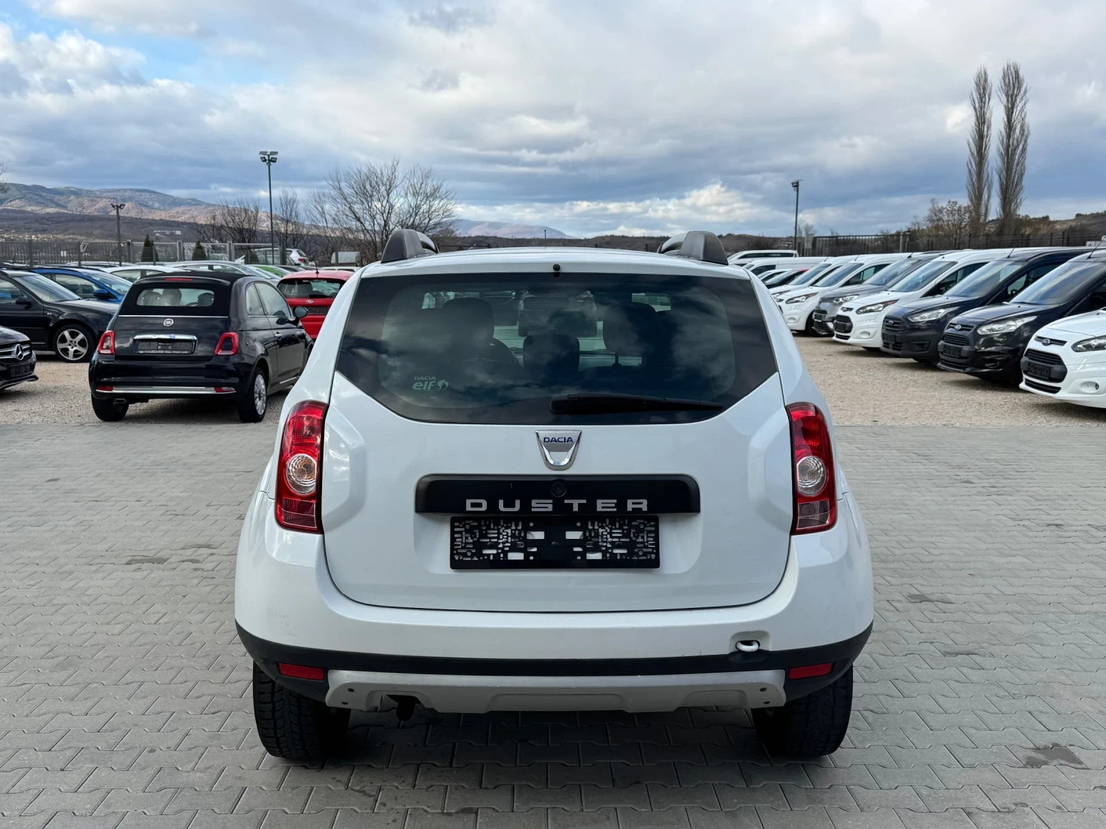 Dacia Duster 1.6i - изображение 4