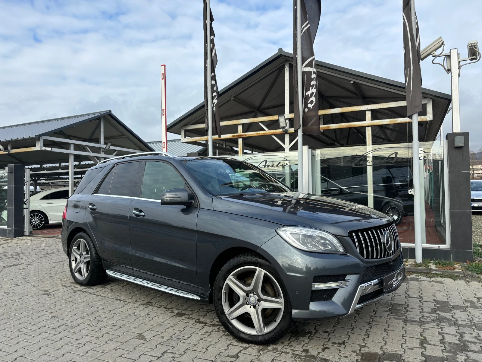 Mercedes-Benz ML 350 2 ГОДИНИ ЛИЗИНГ БЕЗ ОСКЪПЯВАНЕ!#AMG#2015г. - [1] 