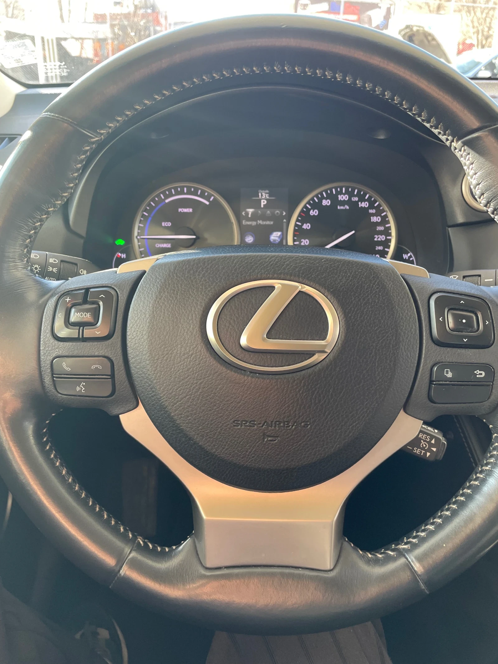 Lexus NX 300h Швейцария! SWISS EDITION - изображение 10