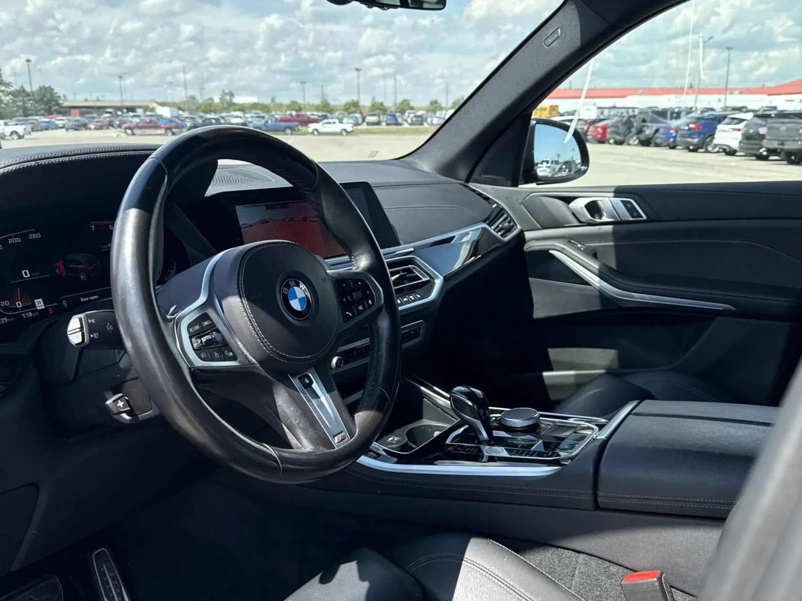 BMW X5 M50i* CARFAX* АВТОФИНАНСИРАНЕ*  - изображение 6