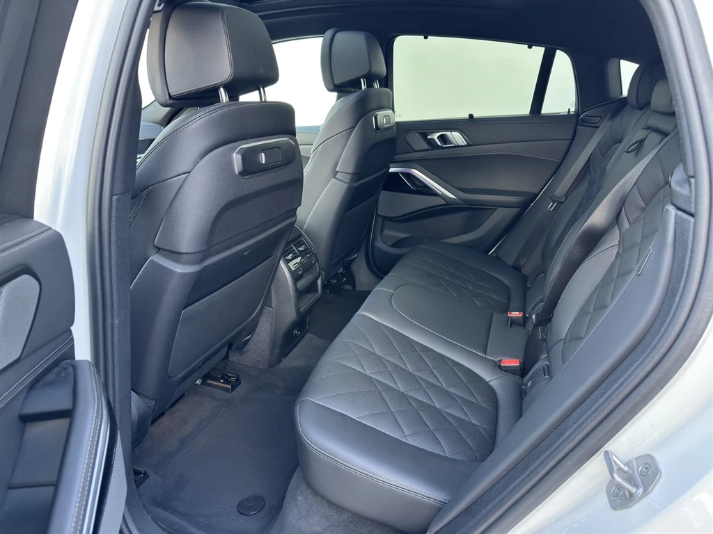 BMW X6 xDrive30d M Sport - изображение 10