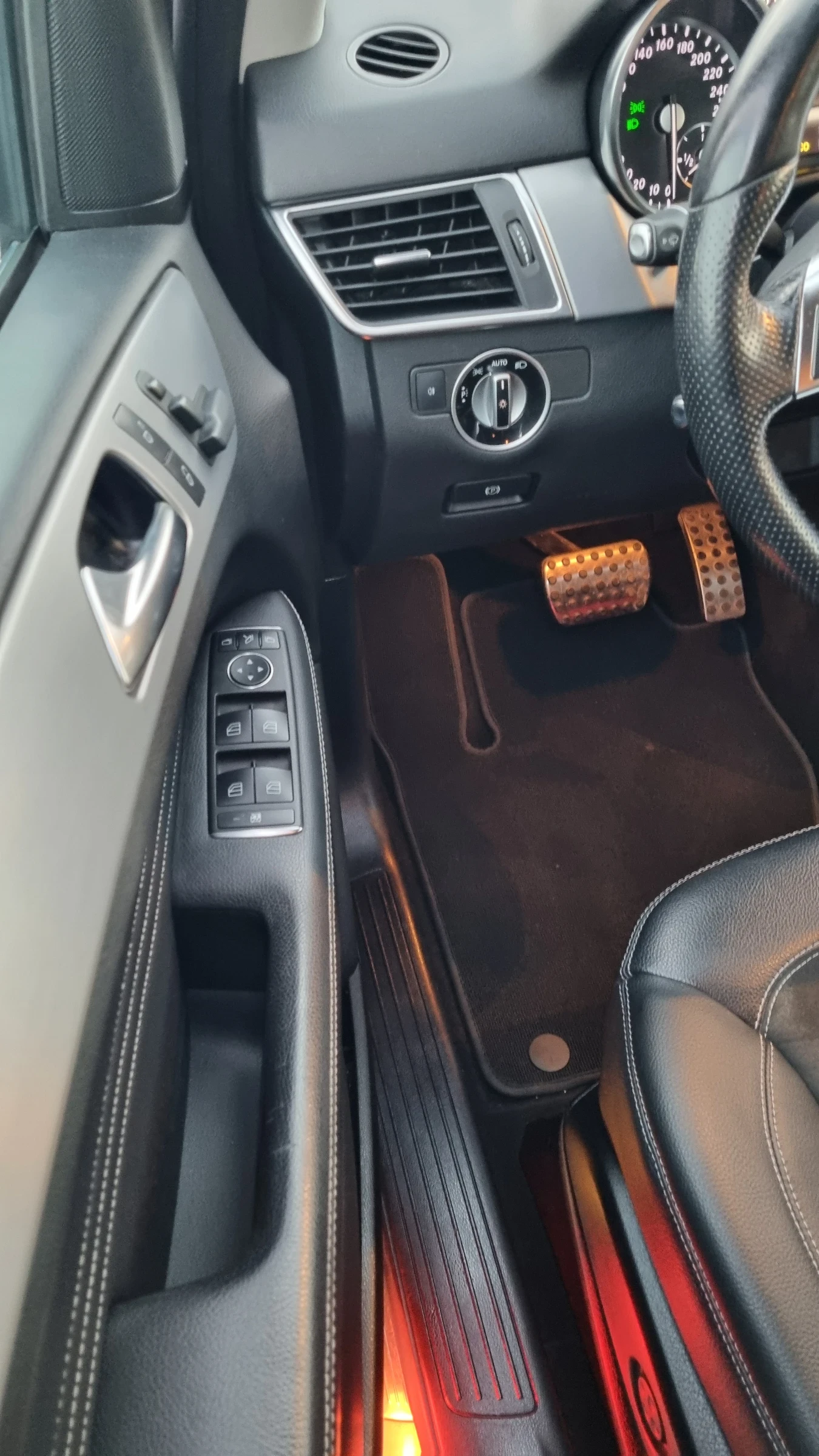 Mercedes-Benz ML 350 AMG BlueTec - изображение 10