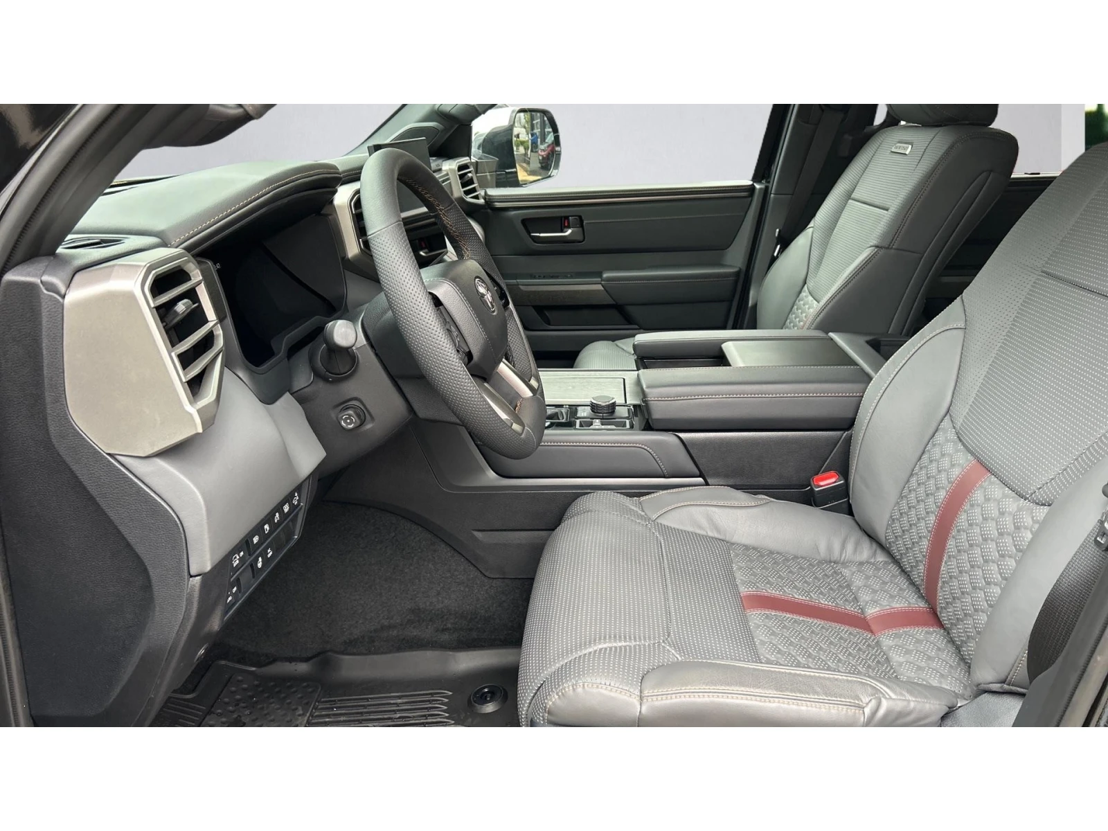 Toyota Sequoia Capstone, 7 �����, ������� ������ �� 2300   | Mobile.bg � ����������� 12