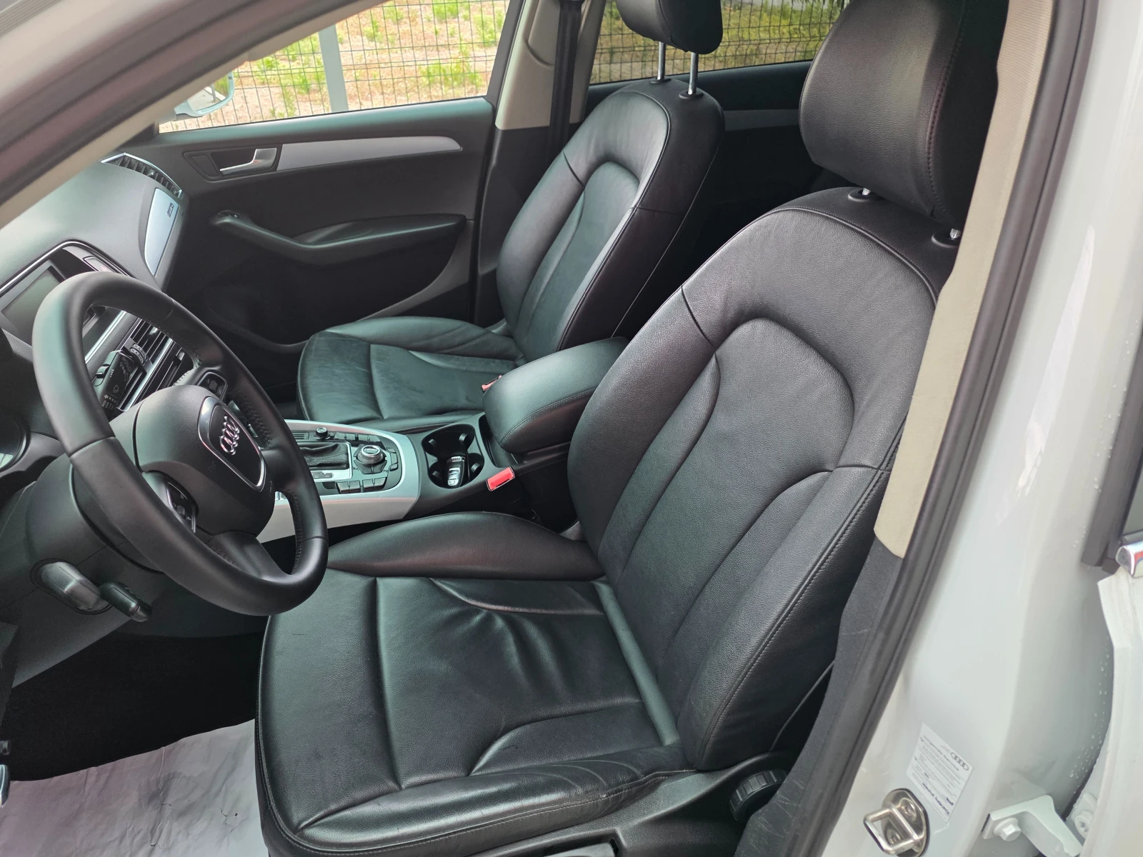 Audi Q5 2.0 TDI, снимка 8 - Автомобили и джипове - 53819914