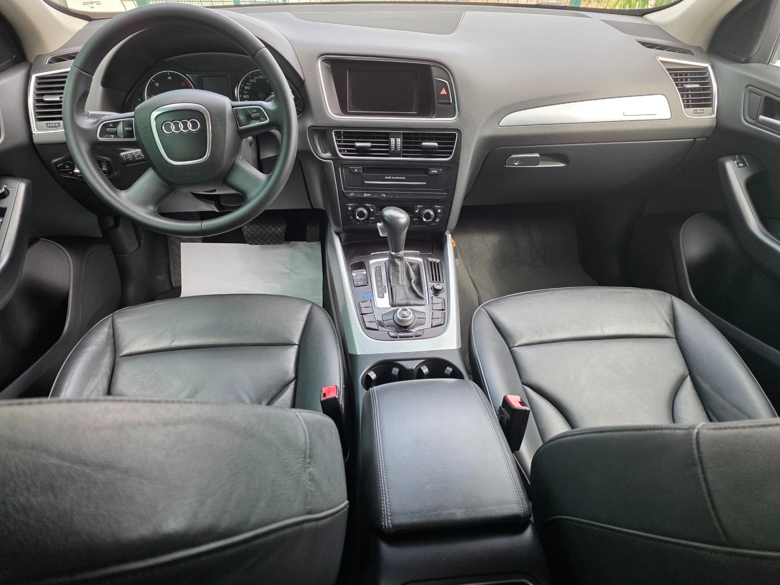 Audi Q5 2.0 TDI, снимка 10 - Автомобили и джипове - 53819914