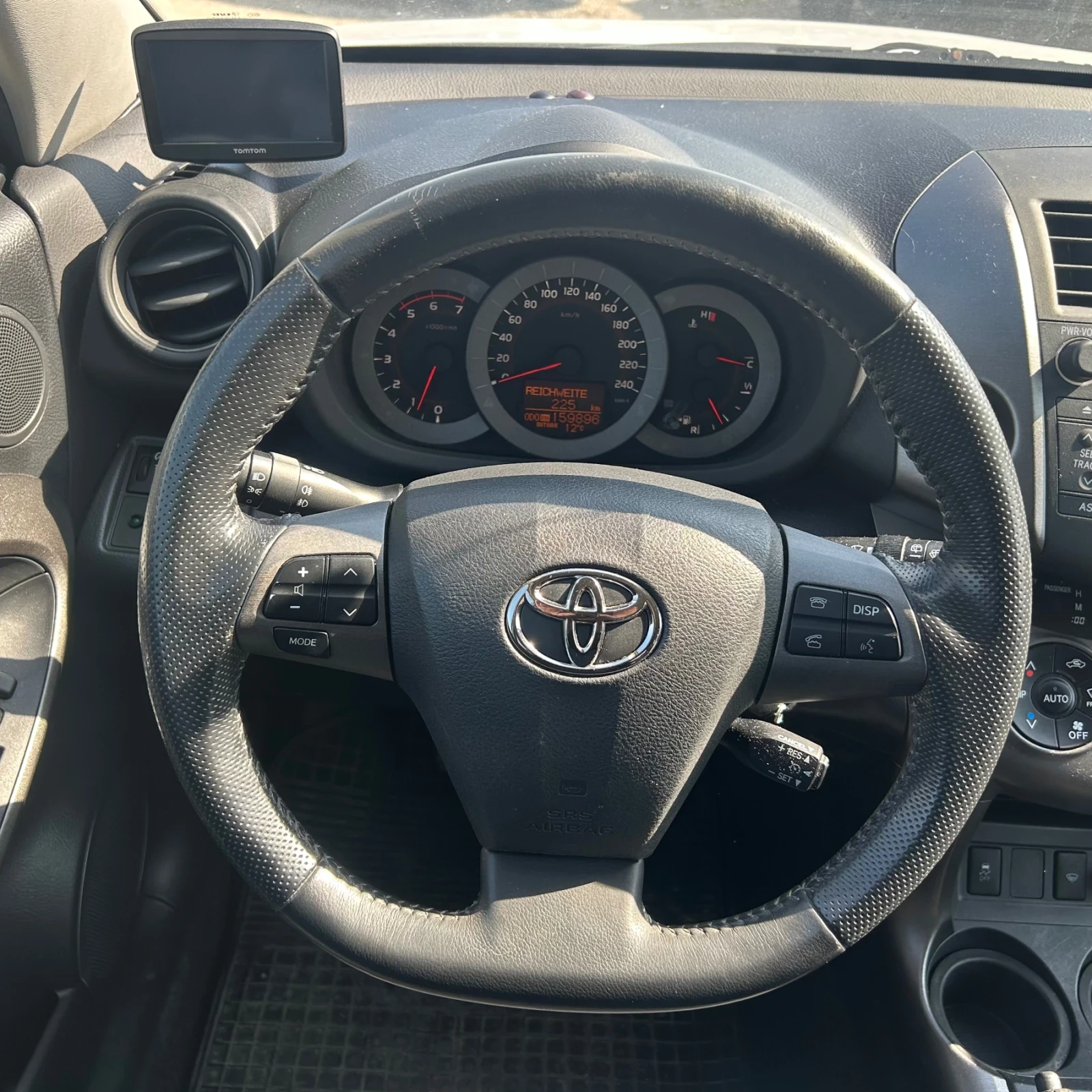 Toyota Rav4 2.2 D4D 4x4 facelift, снимка 7 - Автомобили и джипове - 53708103