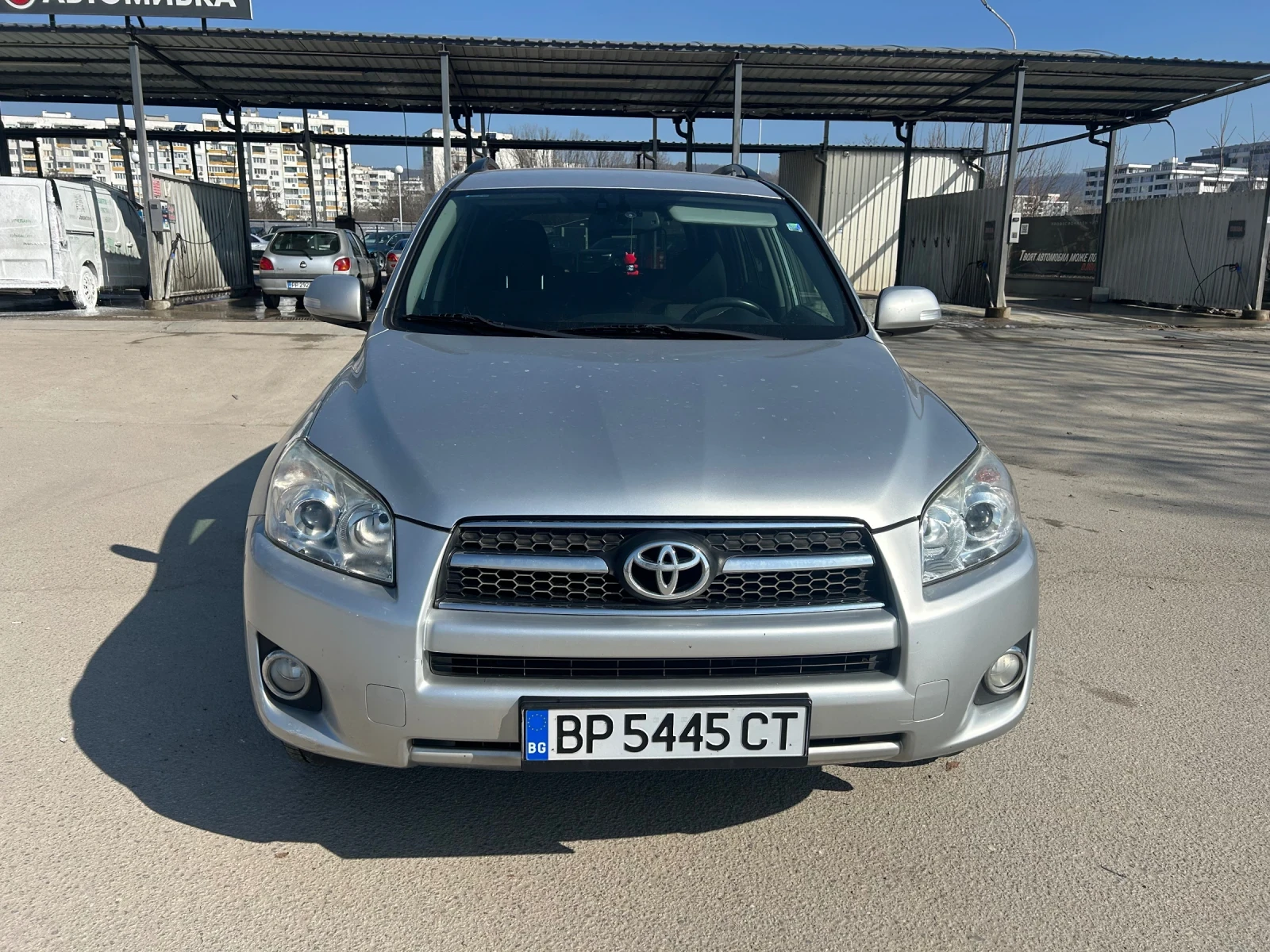 Toyota Rav4 2.2 D4D 4x4 facelift, снимка 2 - Автомобили и джипове - 53708103