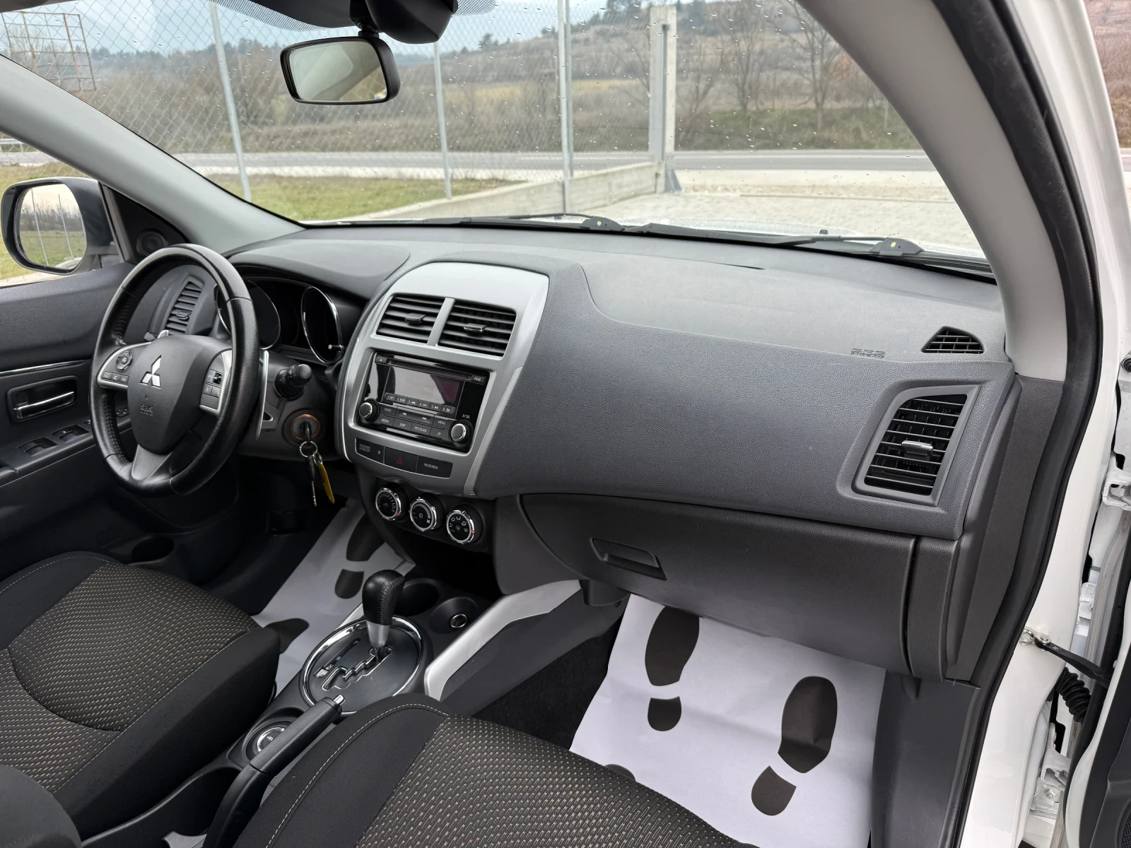 Mitsubishi ASX 2.2 DI-D 4x4 AUTOMAT, снимка 13 - Автомобили и джипове - 53841096
