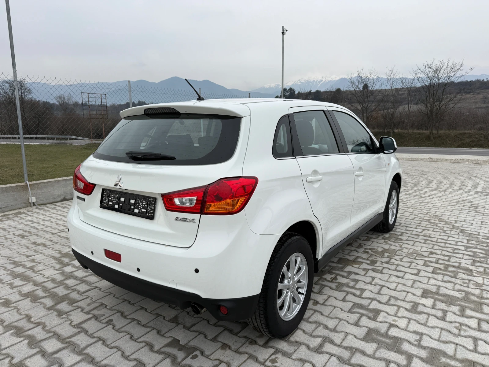 Mitsubishi ASX 2.2 DI-D 4x4 AUTOMAT, снимка 6 - Автомобили и джипове - 53841096