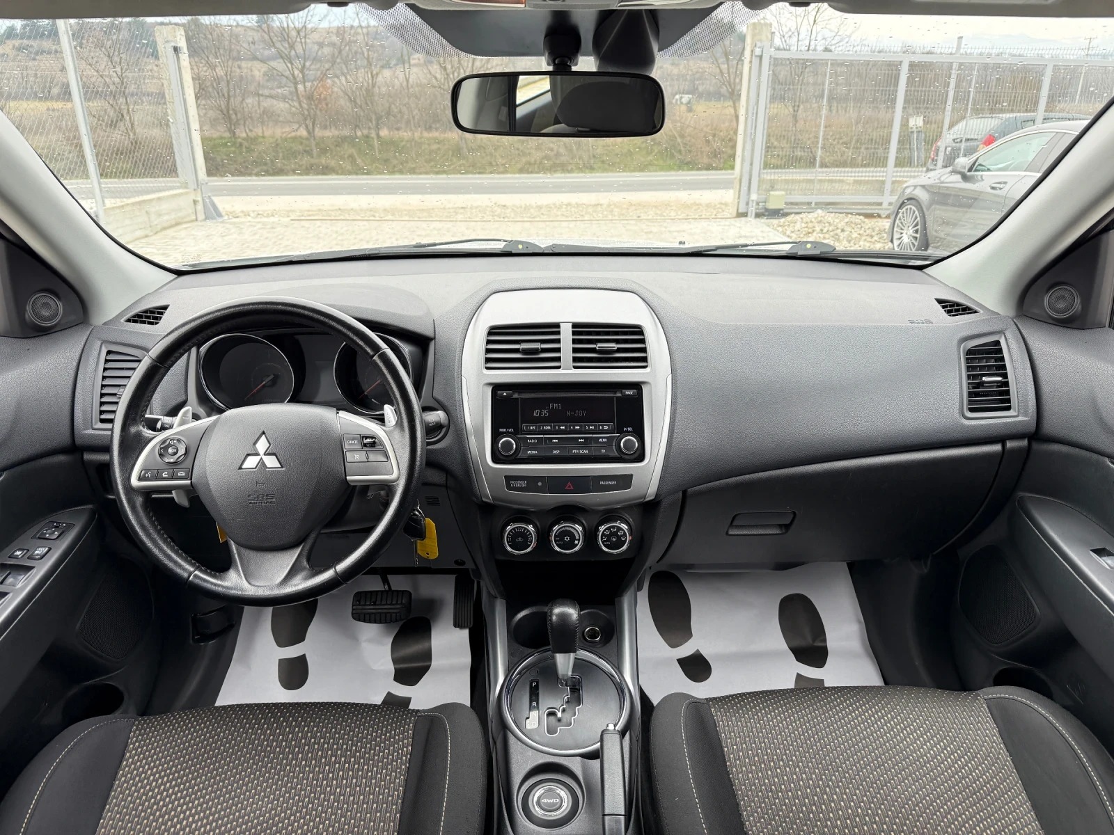 Mitsubishi ASX 2.2 DI-D 4x4 AUTOMAT, снимка 15 - Автомобили и джипове - 53841096