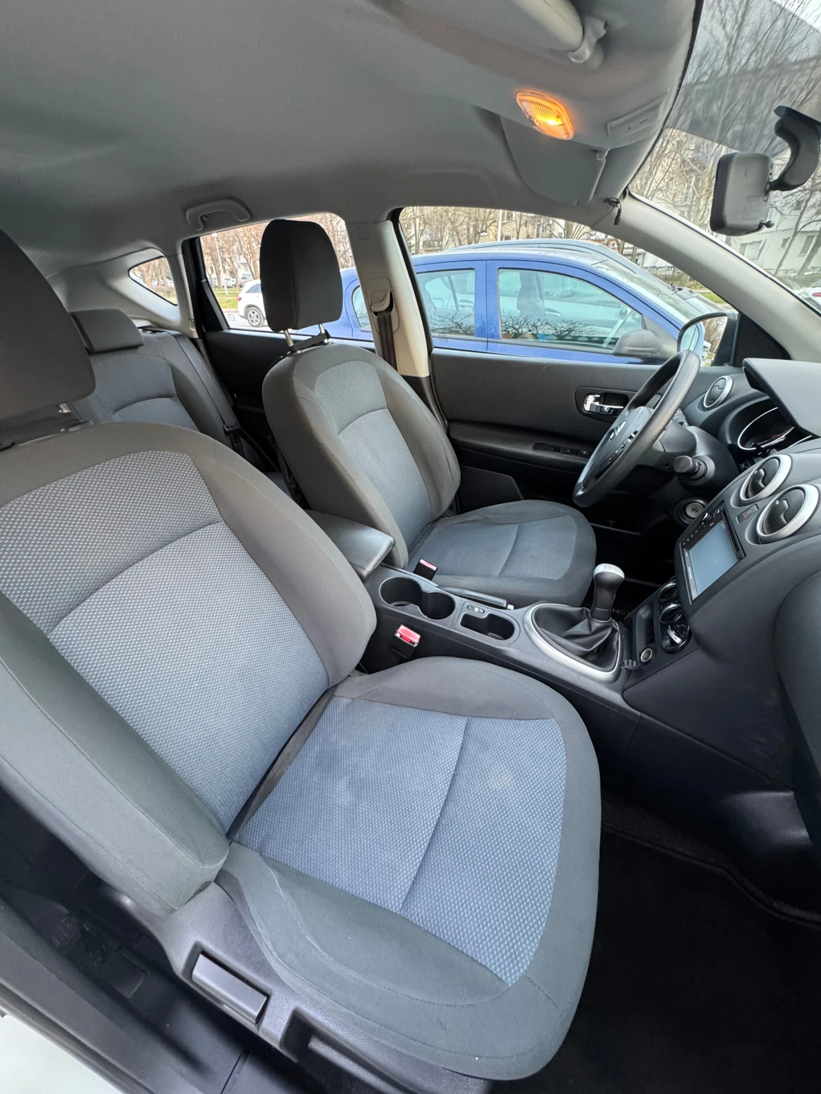 Nissan Qashqai, снимка 5 - Автомобили и джипове - 53897211