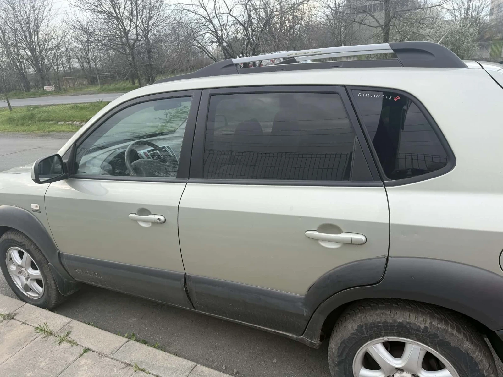 Hyundai Tucson, снимка 4 - Автомобили и джипове - 54084505