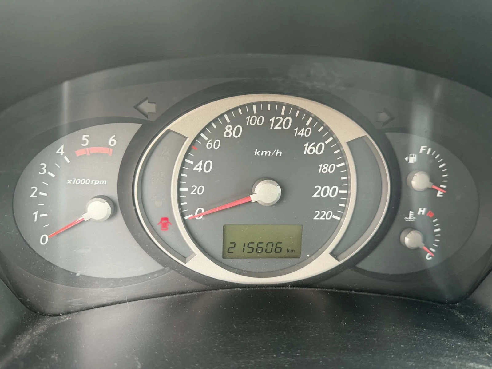 Hyundai Tucson, снимка 8 - Автомобили и джипове - 54084505