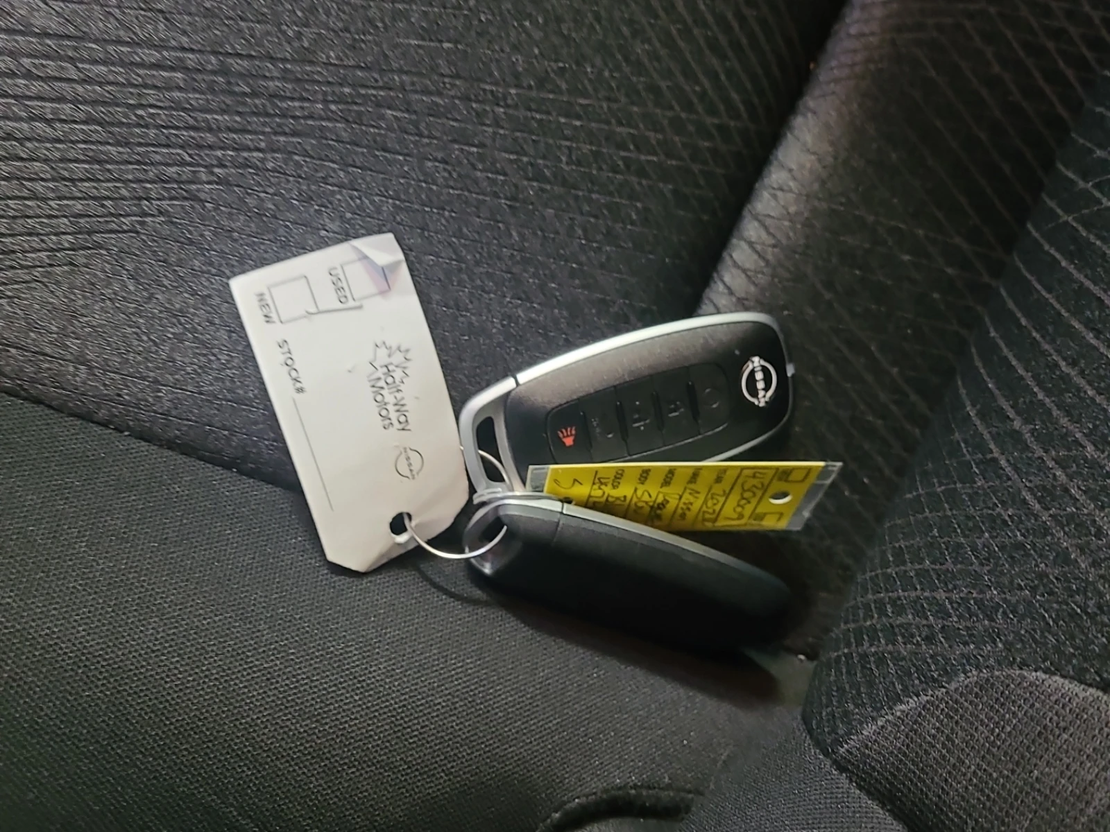 Nissan Rogue SV * * CARFAX * * АВТО КРЕДИТ * * , снимка 15 - Автомобили и джипове - 54178635