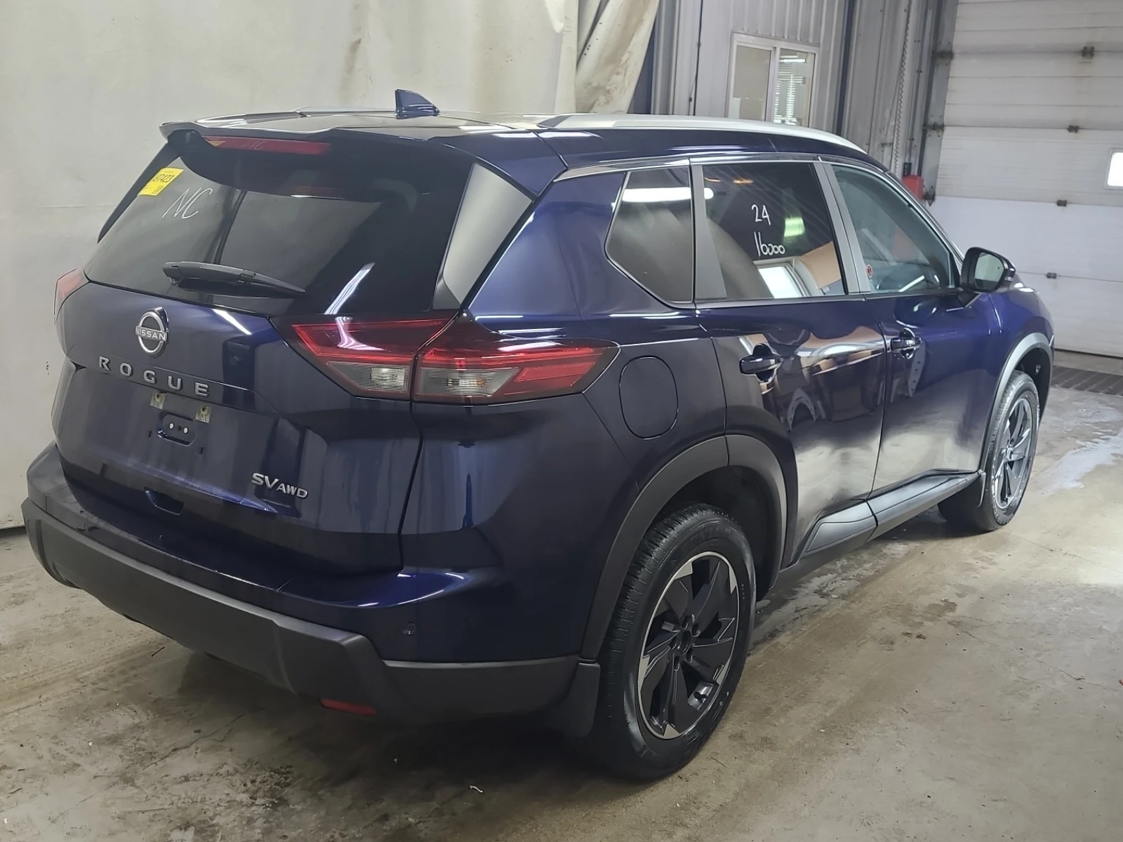 Nissan Rogue SV * * CARFAX * * АВТО КРЕДИТ * * , снимка 3 - Автомобили и джипове - 54178635