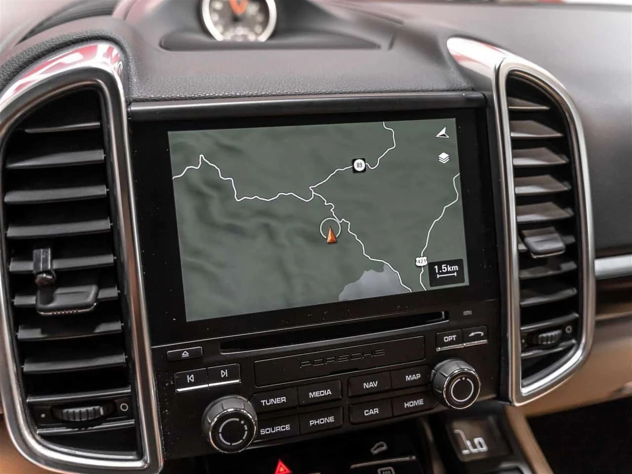 Porsche Cayenne * Base / Platinum Edition * CARFAX * ЦЕНА ДО БГ, снимка 17 - Автомобили и джипове - 54259753