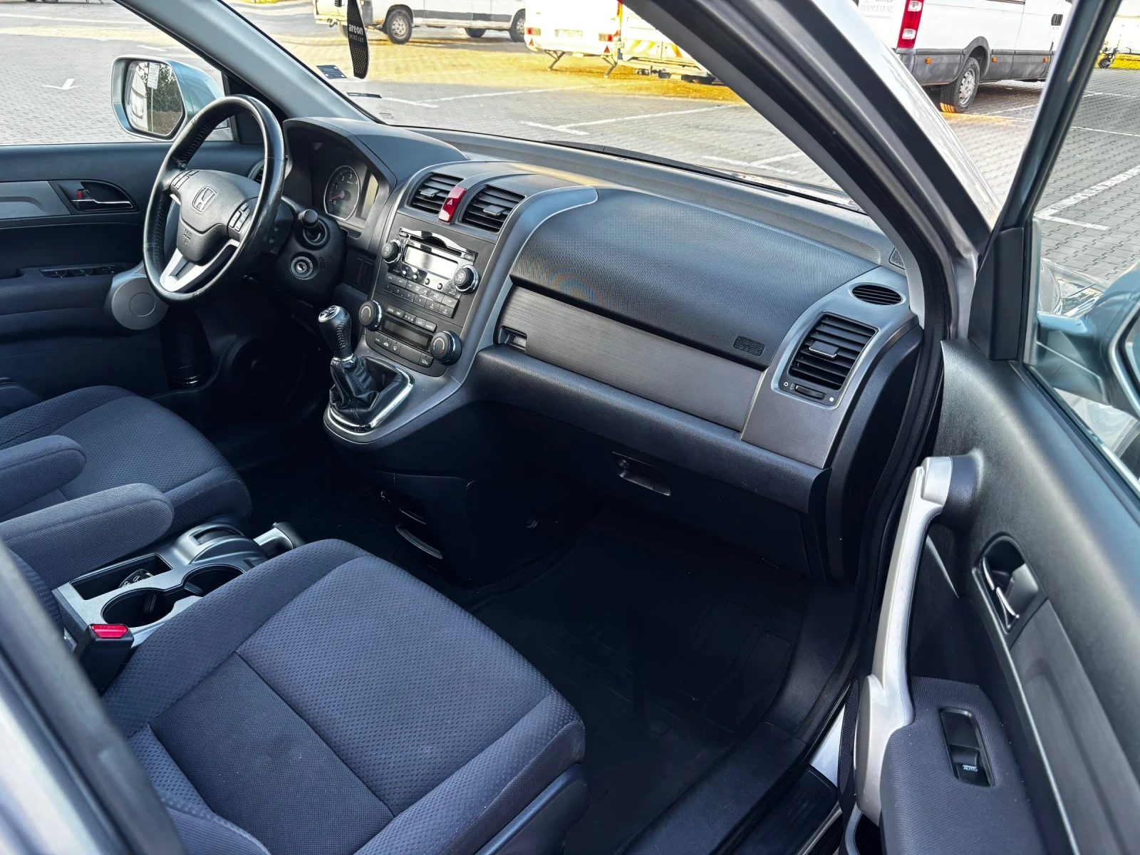 Honda Cr-v 2.2 CDTI, снимка 8 - Автомобили и джипове - 55137610
