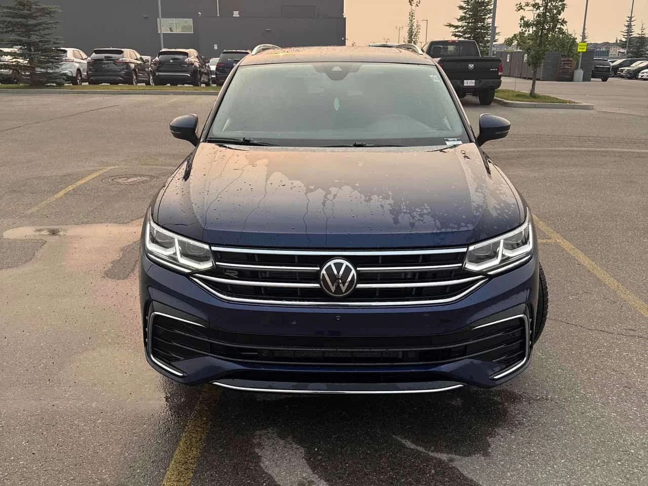 VW Tiguan * Highline R Line * CARFAX * БЕЗ ПЪРВОНАЧАЛНА ВНОС, снимка 6 - Автомобили и джипове - 55410530
