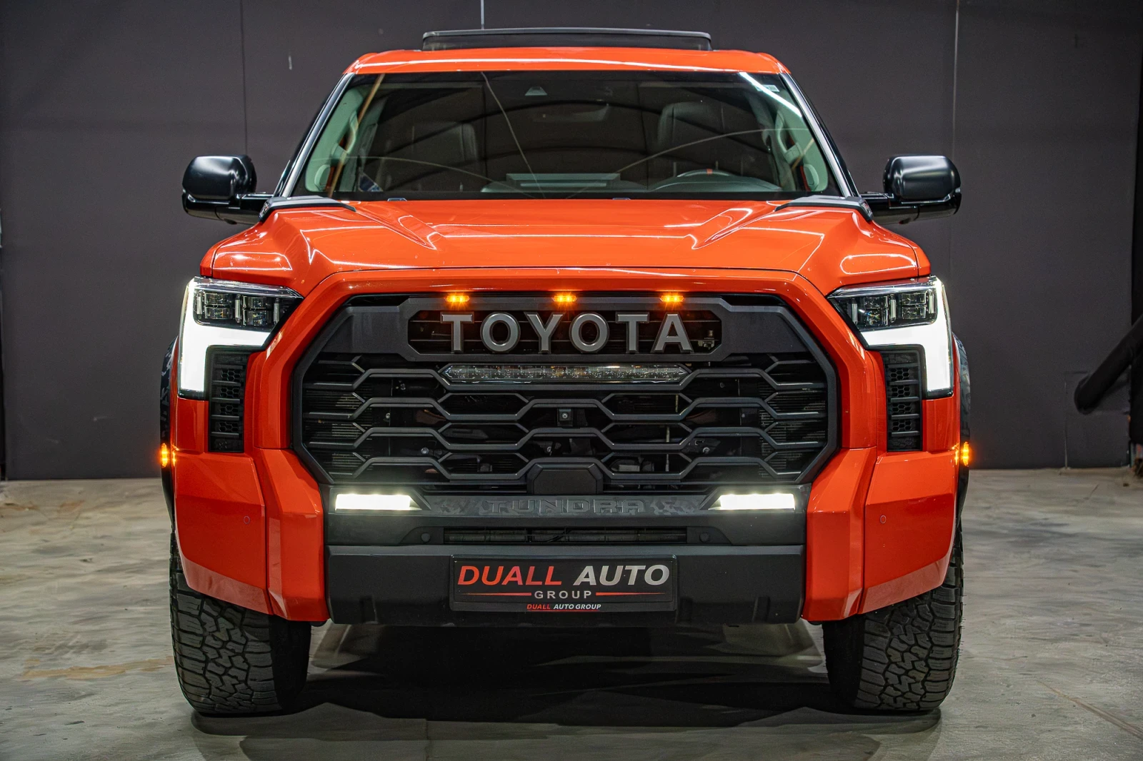 Toyota Tundra TRD PRO 3.5i / FULL MAX/ HYBRID/ 22000km/, снимка 2 - Автомобили и джипове - 55534152