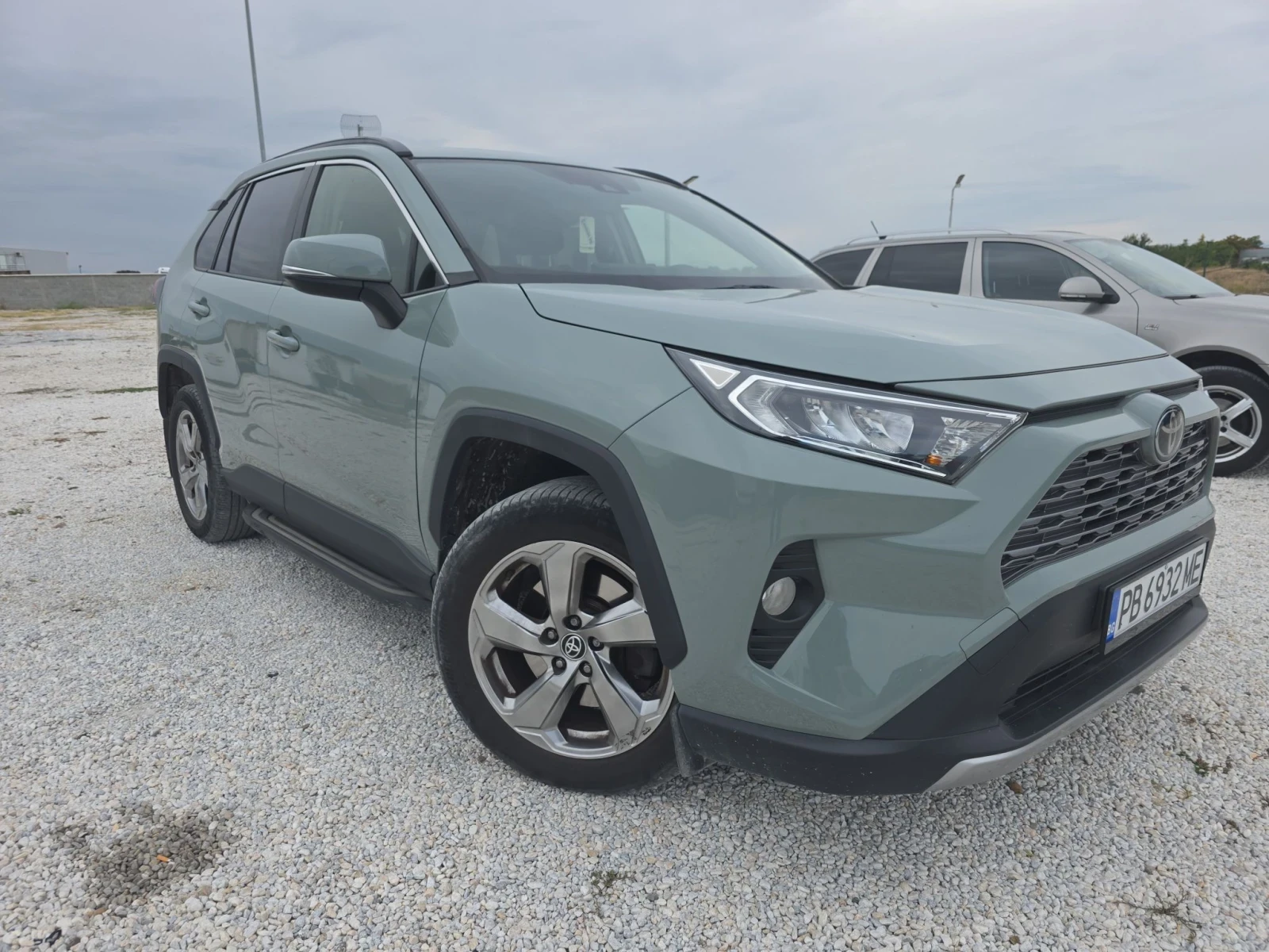 Toyota Rav4 2.0, снимка 2 - Автомобили и джипове - 56227598