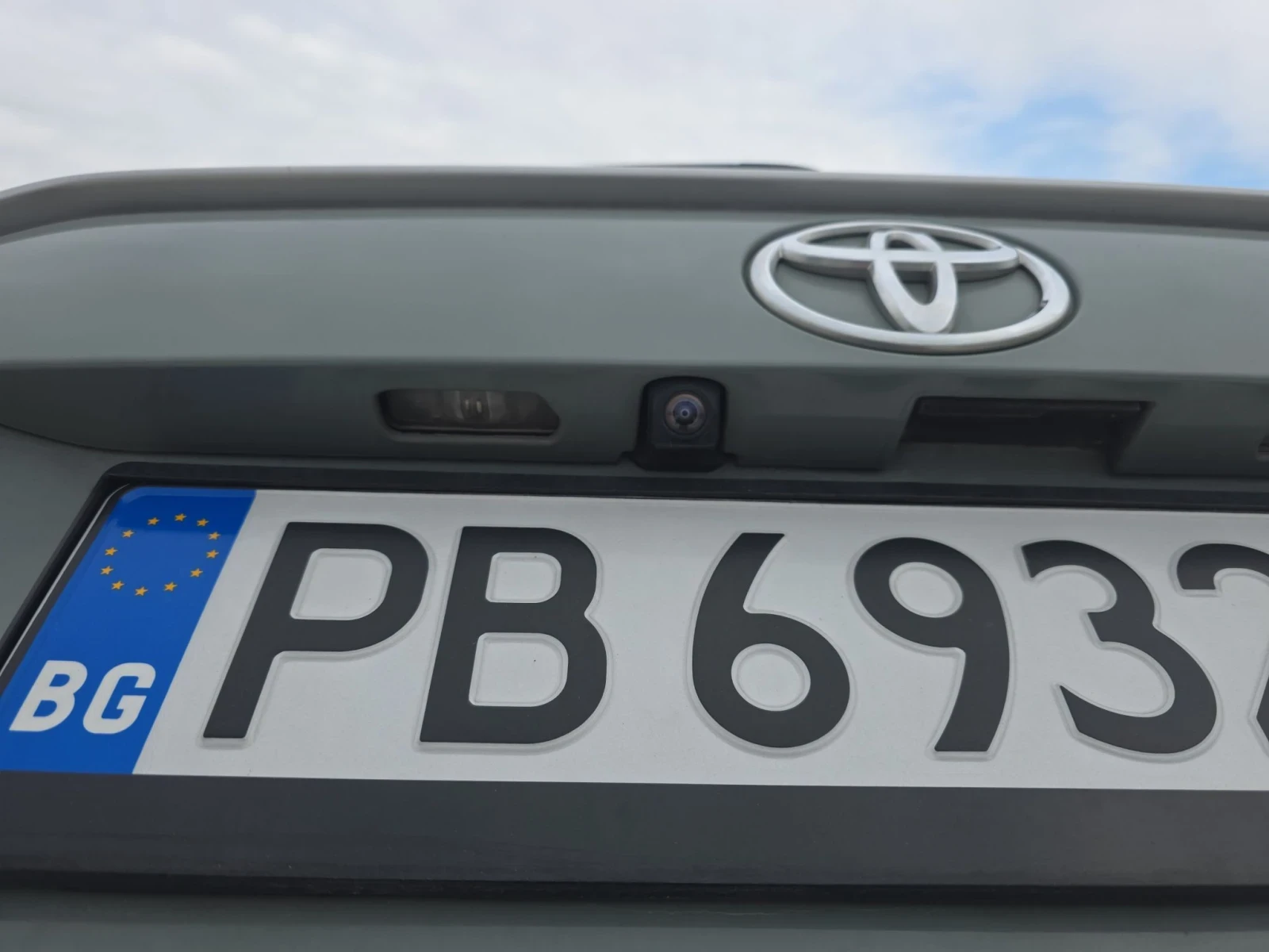 Toyota Rav4 2.0, снимка 10 - Автомобили и джипове - 56227598